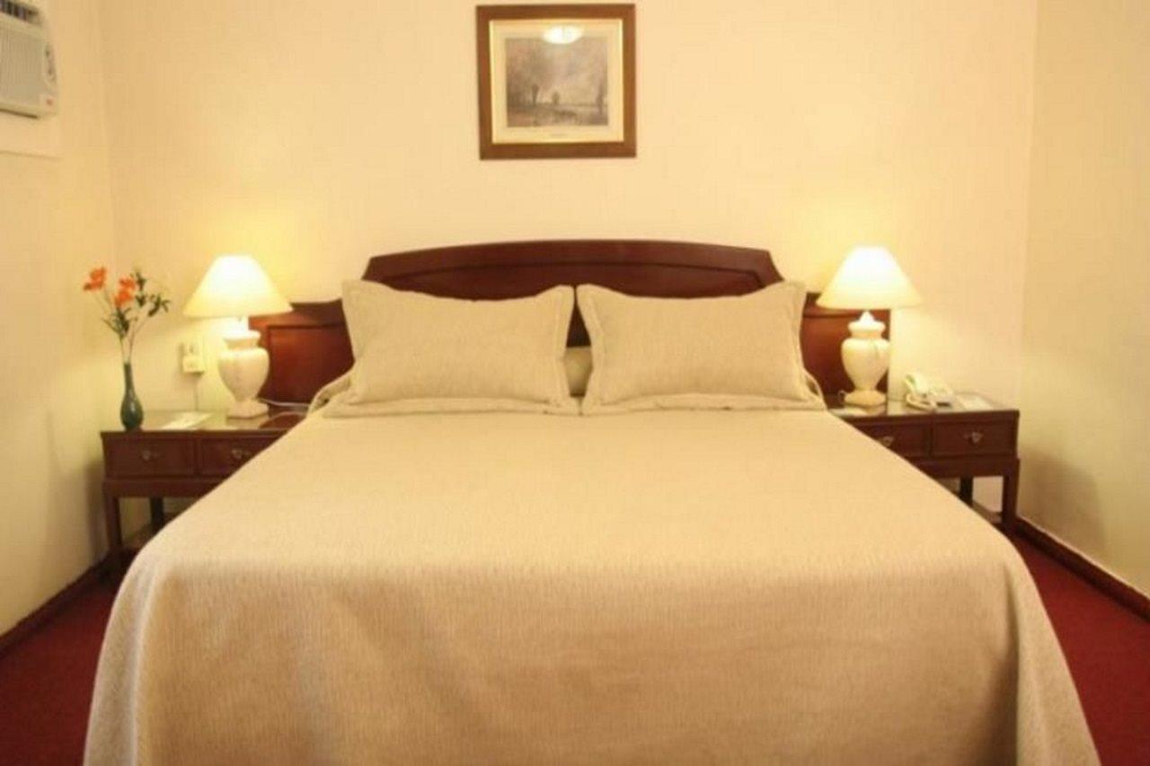 فندق Ritz ميندوزا الغرفة الصورة